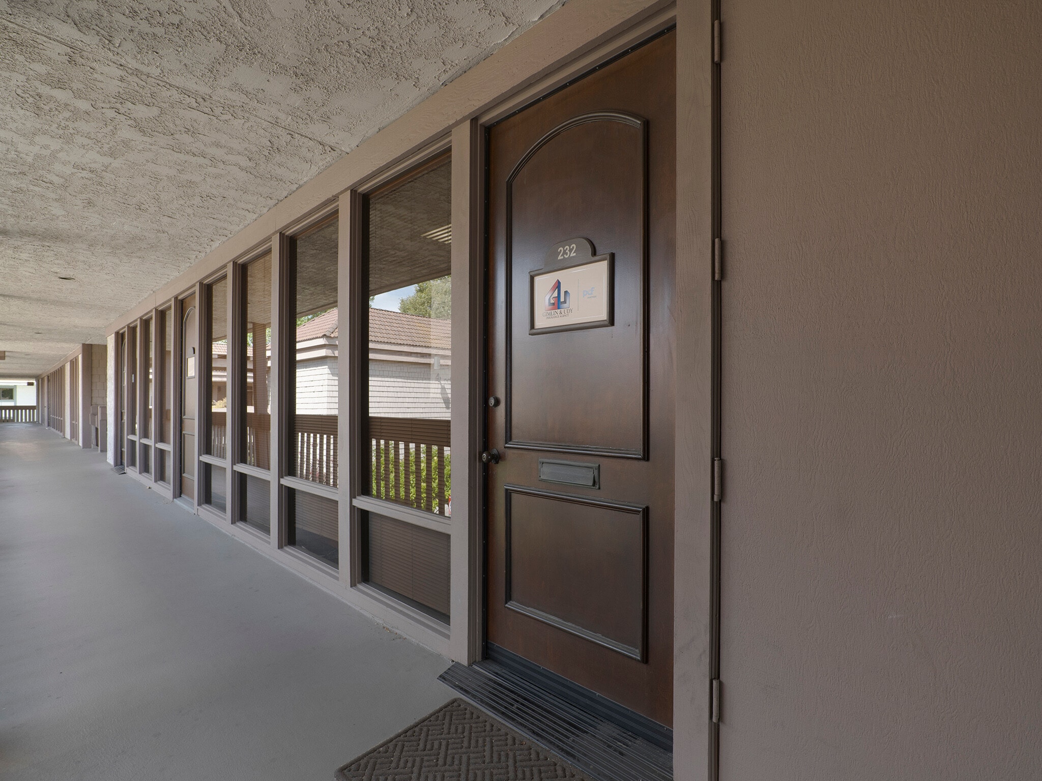 601 E Daily Dr, Camarillo, CA à louer Photo intérieure– Image 1 sur 9