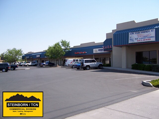 151 S Solano Dr, Las Cruces, NM à louer Photo principale– Image 1 sur 2