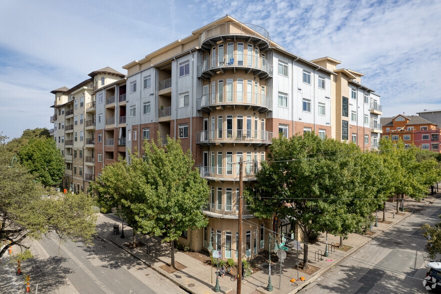 910 W 25th St, Austin, TX à vendre - Photo de l’immeuble – Image 1 sur 12