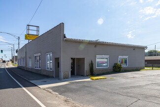 Plus de détails pour 118-120 N Roane St, Harriman, TN - Bureau à vendre