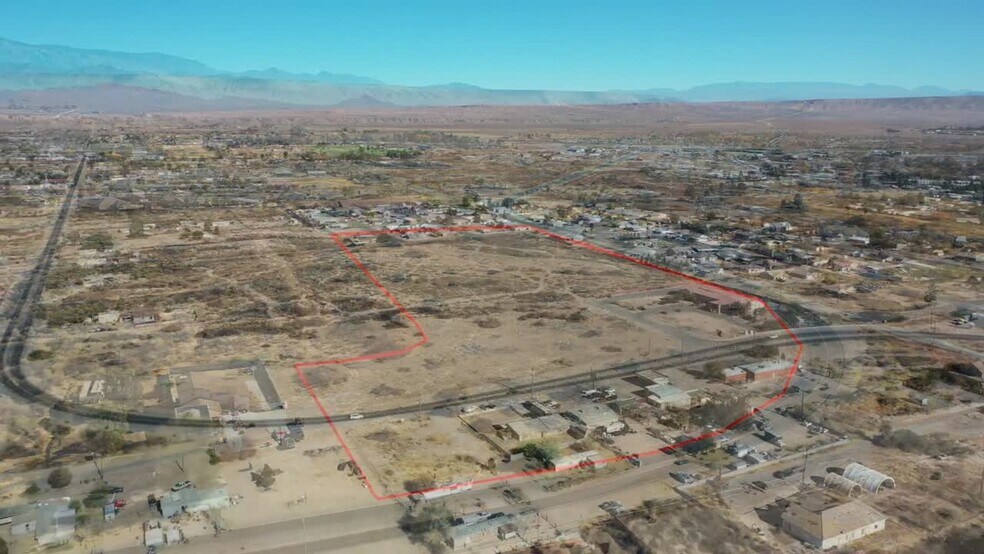 600 N Moapa Valley Blvd, Overton, NV à vendre - Vidéo sur l’annonce professionnelle – Image 2 sur 14