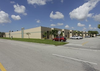Plus de détails pour 12900-12990 SW 122nd Ave, Miami, FL - Local d'activités, Industriel/Logistique à louer