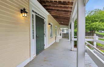 326 Route 87, Columbia, CT à louer Photo de l’immeuble– Image 2 sur 19