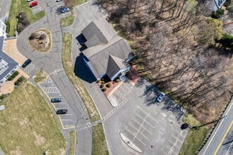 800 College Hwy, Southwick, MA - VUE AÉRIENNE  vue de carte - Image1