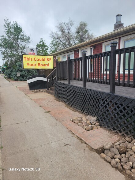 611 Coffeen Ave, Sheridan, WY à louer - Photo de l’immeuble – Image 2 sur 6