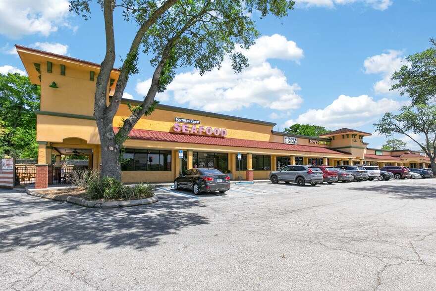 1301 Monument Rd, Jacksonville, FL à louer - Photo de l’immeuble – Image 1 sur 5