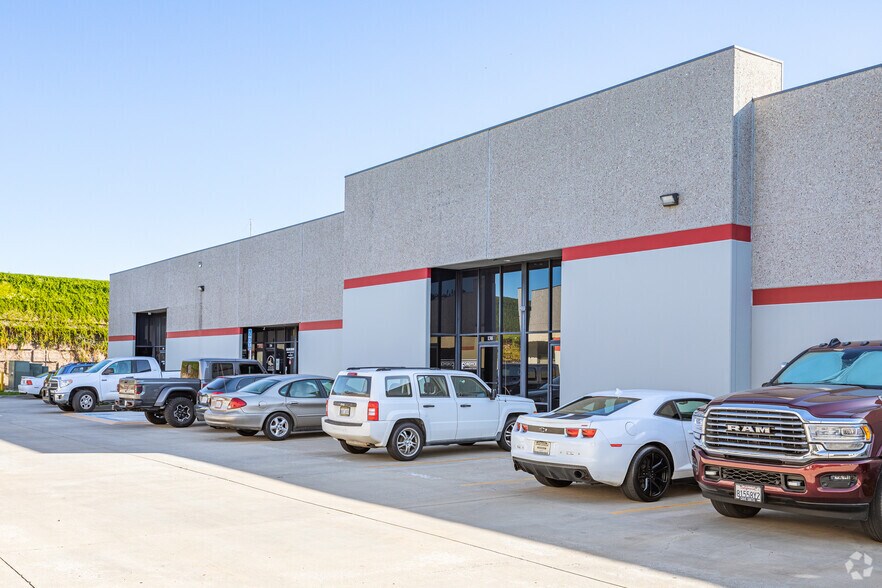 9932 Prospect Ave, Santee, CA à louer - Photo de l’immeuble – Image 3 sur 4