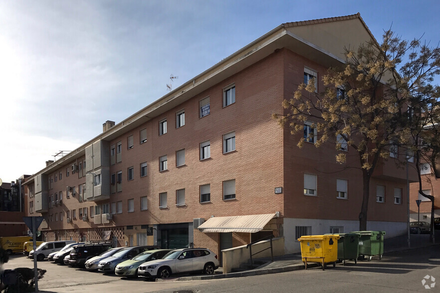 Calle Antonio Machado, 1, Cabanillas del Campo, Guadalajara à vendre - Photo de l’immeuble – Image 2 sur 2
