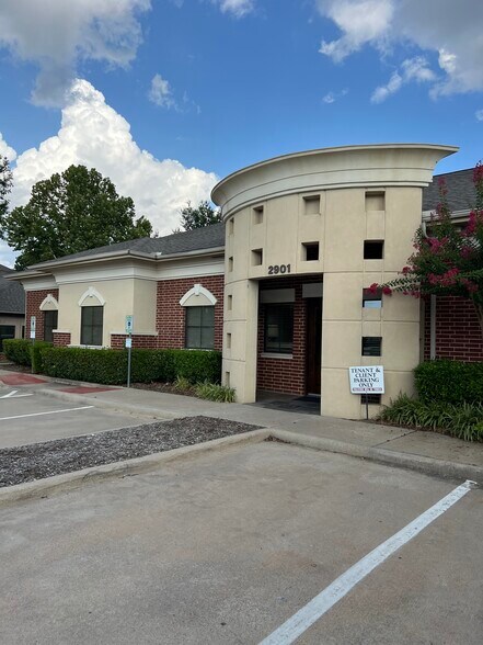2901 Corporate Cir, Flower Mound, TX à louer - Photo de l’immeuble – Image 3 sur 41
