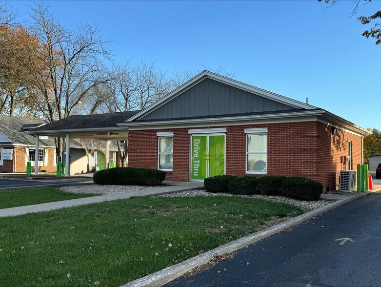 525 W Wooster St, Bowling Green, OH à louer - Photo de l’immeuble – Image 2 sur 12
