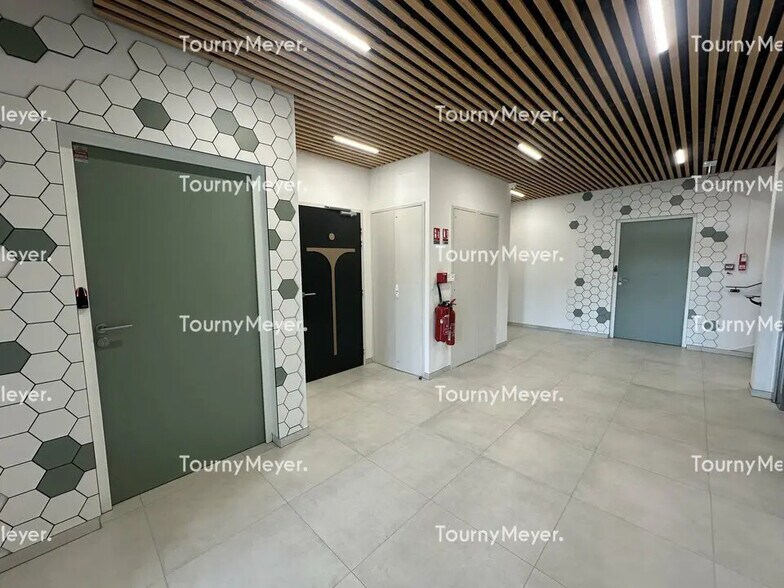 6 Rue Maria Telkes, Treillières à louer - Photo de l’immeuble – Image 3 sur 5
