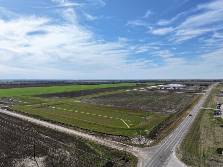 0000 Water Well Rd, Salina, KS à vendre - Aérien – Image 1 sur 4