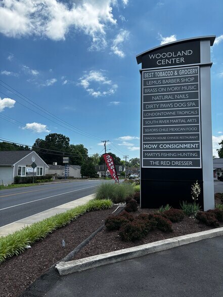 93-117 Mayo Rd, Edgewater, MD à louer - Photo de l’immeuble – Image 3 sur 4