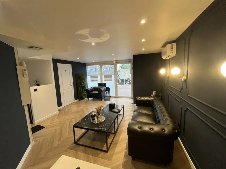 Local commercial dans Antibes à louer - Photo intérieure – Image 2 sur 7