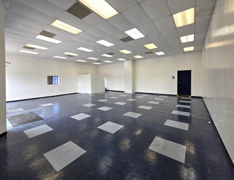 406 E 2nd St, Del Rio, TX à vendre - Photo de l’immeuble – Image 2 sur 7