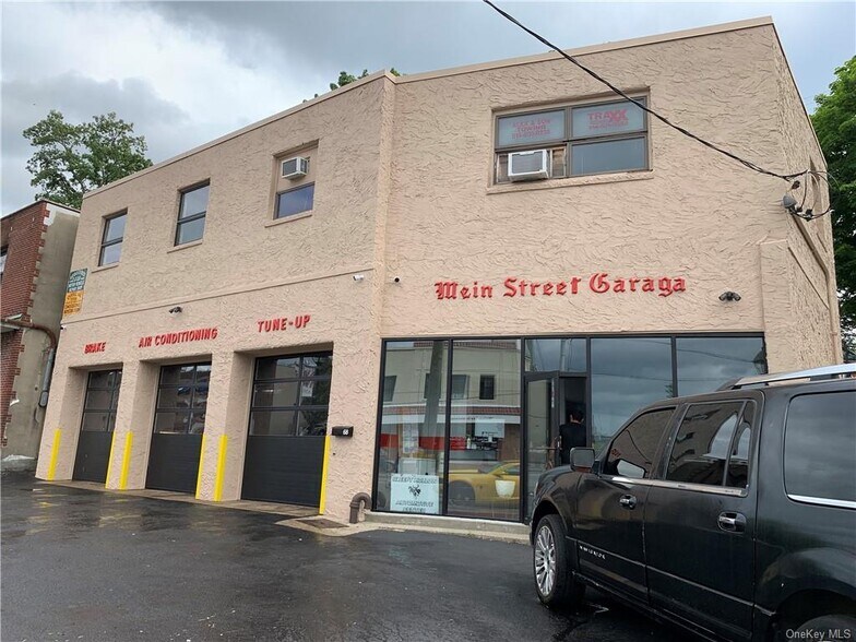 68 E Main St, Elmsford, NY à vendre - Photo principale – Image 1 sur 8