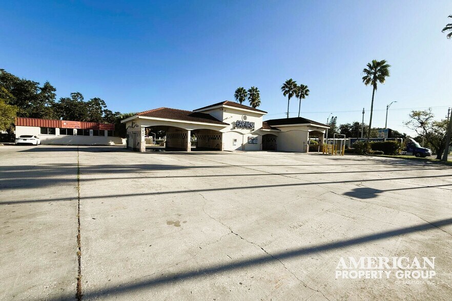 1427 9th Ave E, Bradenton, FL à vendre - Photo de l’immeuble – Image 3 sur 12