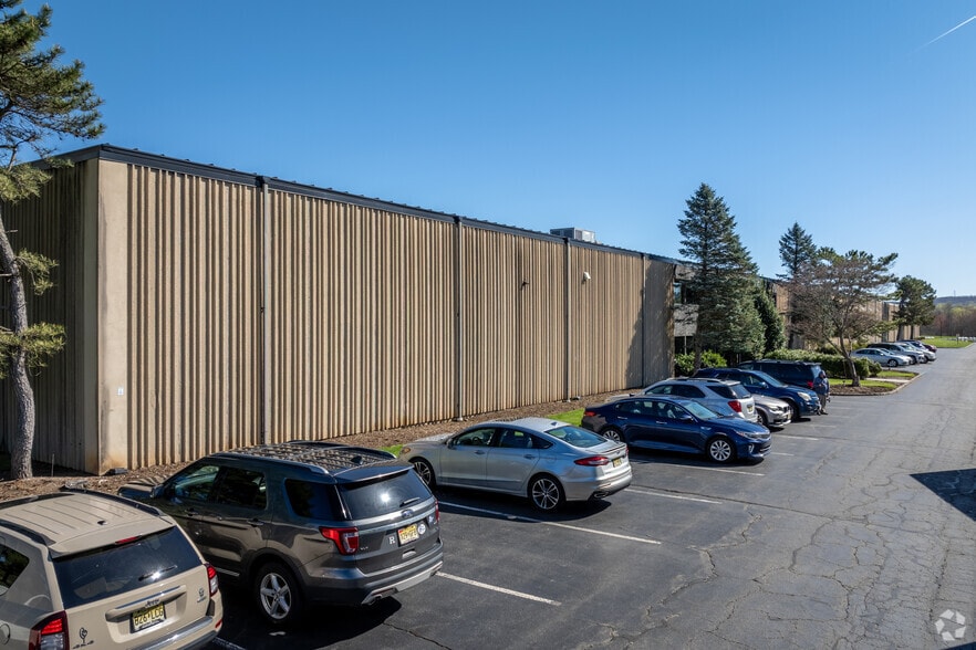 700 Bartley Chester Rd, Flanders, NJ à louer - Photo principale – Image 1 sur 6