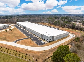 4294 Chamblee Rd, Oakwood, GA à louer Photo intérieure– Image 2 sur 8