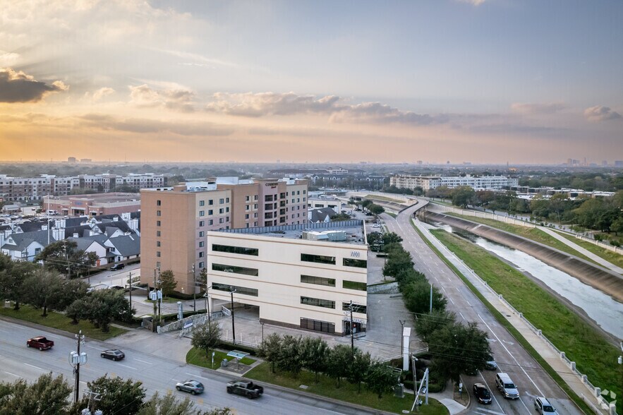 7700 Main St, Houston, TX à louer - Aérien – Image 3 sur 4