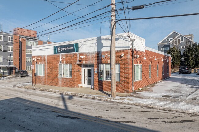 Plus de détails pour 744 E Squantum St, Quincy, MA - Bureau à vendre
