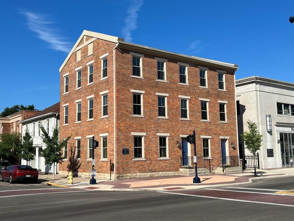 206 W Main St, Troy, OH à louer Photo principale– Image 1 sur 9