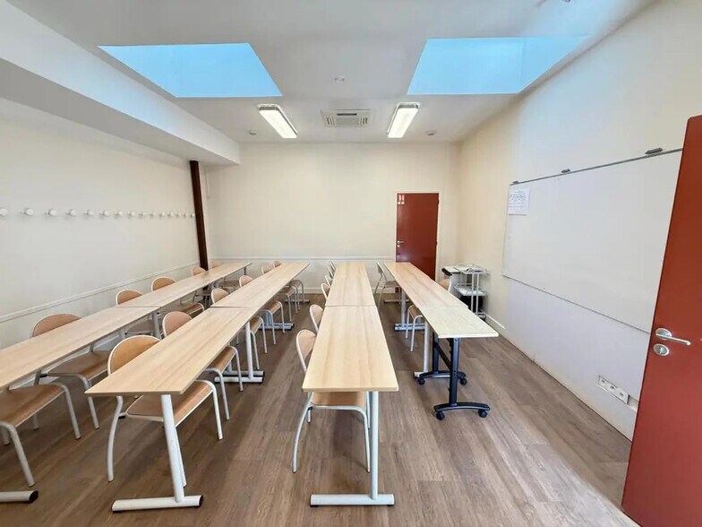 Bureau dans Nanterre à louer - Photo de l’immeuble – Image 3 sur 6