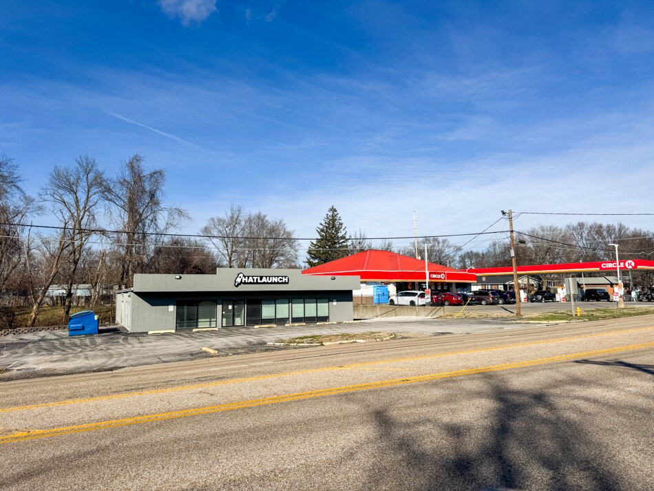 2229 Vandalia St, Collinsville, IL à vendre Photo de l’immeuble– Image 1 sur 11