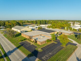 Plus de détails pour 820 N Cedarbrook Ave, Springfield, MO - Industriel/Logistique à vendre