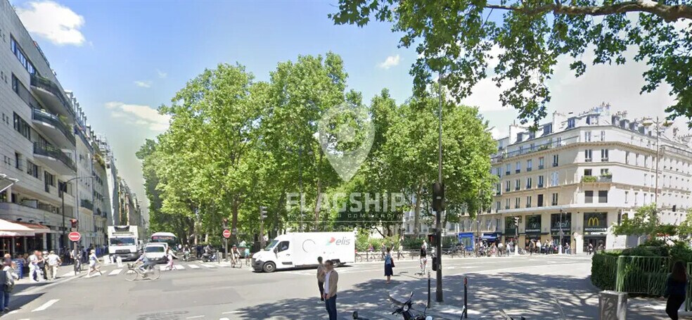 Local commercial dans Paris à louer - Photo de l’immeuble – Image 1 sur 2