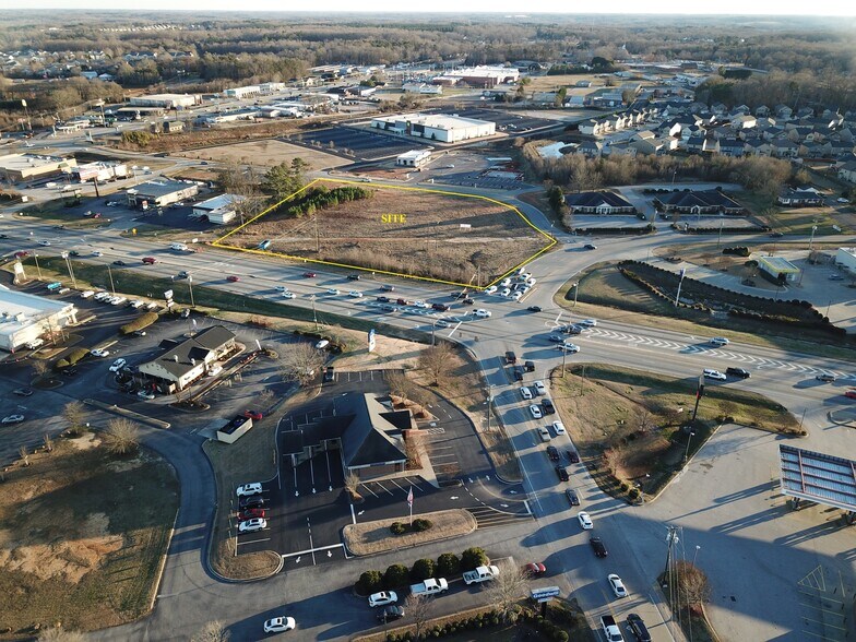 3531 Highway 153, Greenville, SC à louer - Photo de l’immeuble – Image 3 sur 12