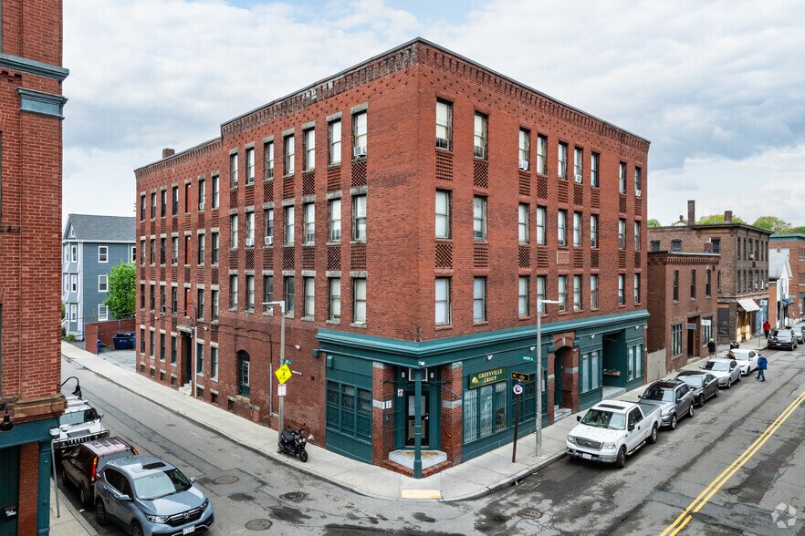 181-183 Green St, Jamaica Plain, MA à louer - Photo principale – Image 1 sur 4