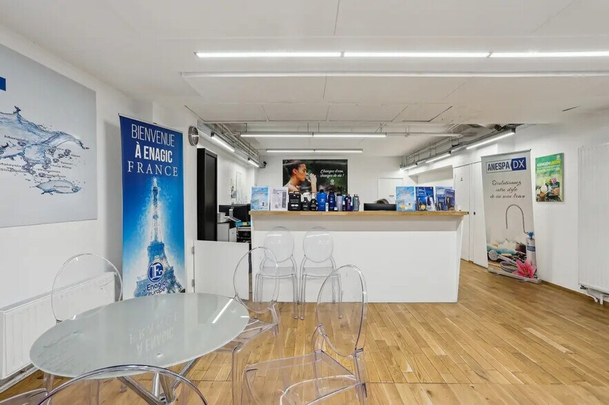Bureau dans Paris à louer - Photo de l’immeuble – Image 1 sur 9