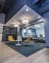 2377 Gold Meadow Way, Gold River, CA à louer Hall d’entrée– Image 1 sur 6