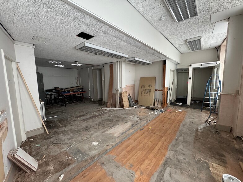 139-143 Queen St, Withernsea à vendre - Photo de l’immeuble – Image 3 sur 30