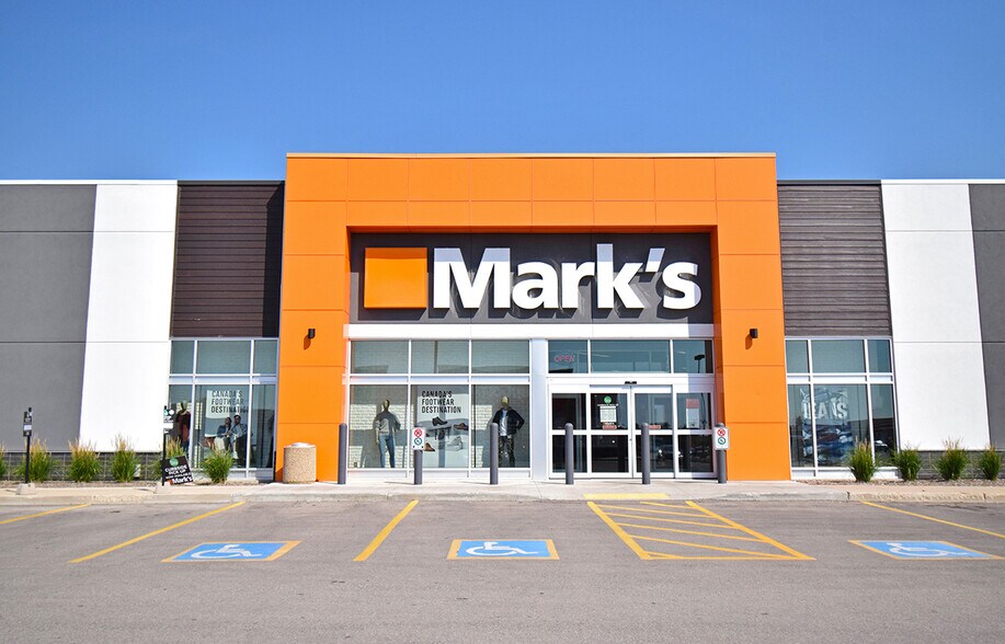 801-925 18th St N, Brandon, MB à louer - Photo de l’immeuble – Image 3 sur 22