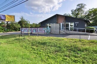 Plus de détails pour 3850 Airport Blvd, Austin, TX - Local commercial à louer