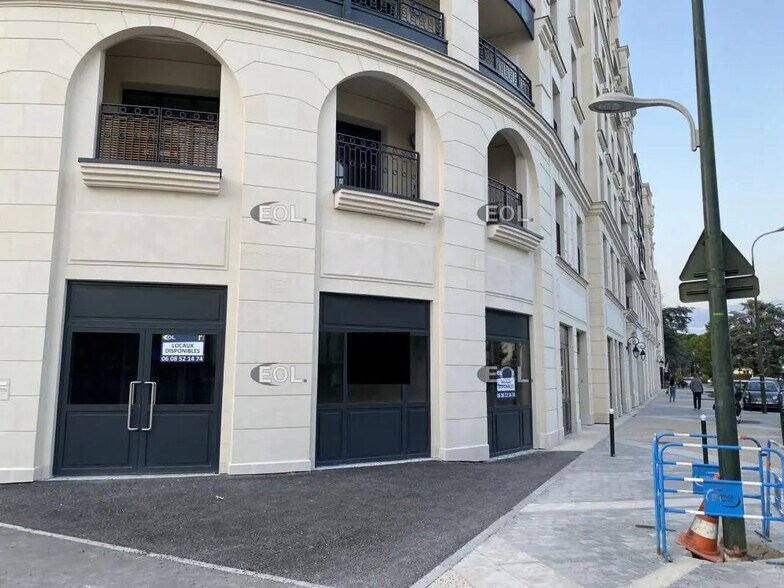 142 Rue De La Porte De Trivaux, Clamart à louer - Photo de l’immeuble – Image 1 sur 3