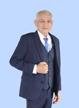 Salvador Hernandez