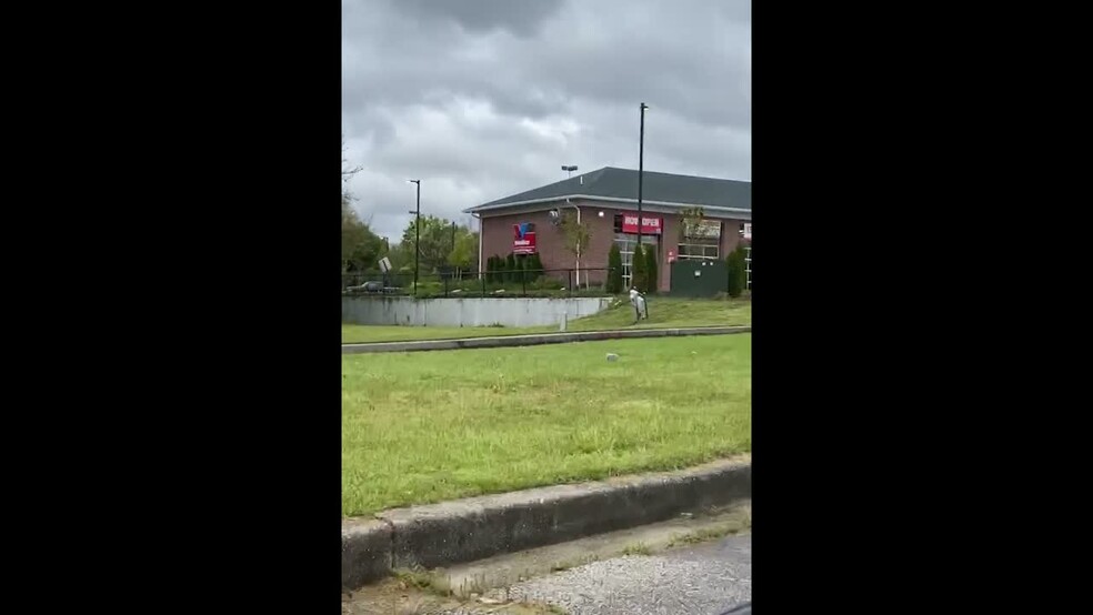 585-597 Ordnance Rd, Glen Burnie, MD à louer - Vidéo sur l’annonce professionnelle – Image 2 sur 25