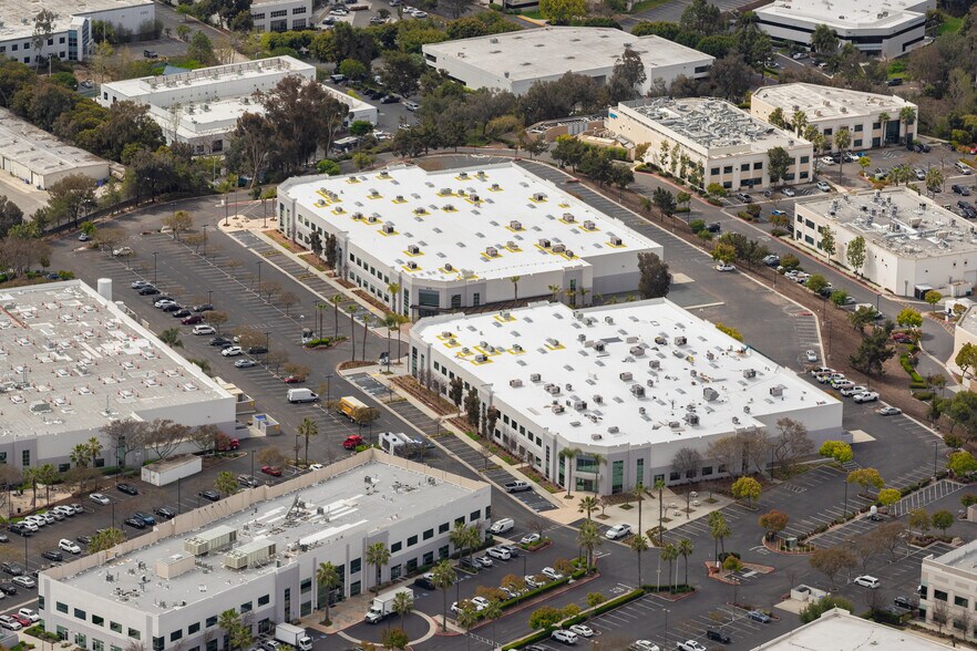 NorthPointe portefeuille de 2 biens à vendre sur LoopNet.fr - Photo de l’immeuble – Image 3 sur 4