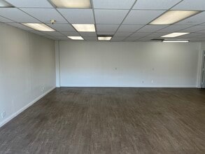 4157-4159 Eagle Rock Blvd, Los Angeles, CA à louer Photo de l’immeuble– Image 2 sur 5