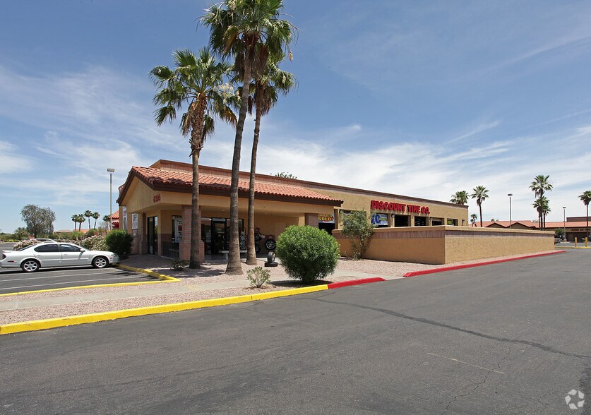 6045-6245 W Chandler Blvd, Chandler, AZ à louer - Photo de l’immeuble – Image 1 sur 13