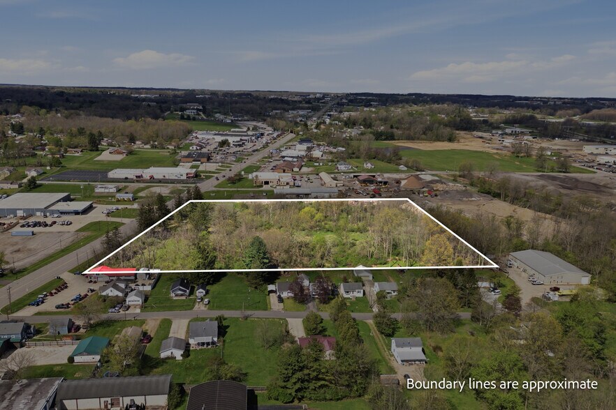1240 Fourth St W, Mansfield, OH à vendre - Photo de l’immeuble – Image 3 sur 19