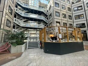 Bureau dans Villeurbanne à louer Photo intérieure– Image 1 sur 25