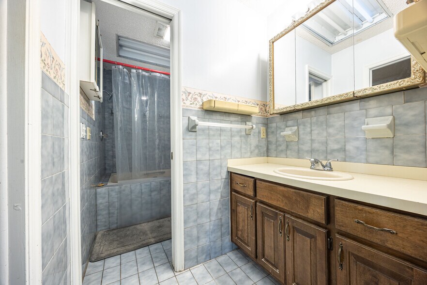 164 NE Laguna Dr, Lake City, FL à vendre - Photo intérieure – Image 3 sur 47