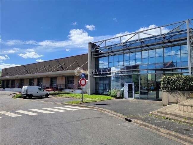 Plus de détails pour 25 Route Du Mole 2 Et 3, Gennevilliers - Industriel/Logistique à louer