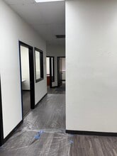 1232 E Broadway Rd, Tempe, AZ à louer Photo intérieure– Image 1 sur 6