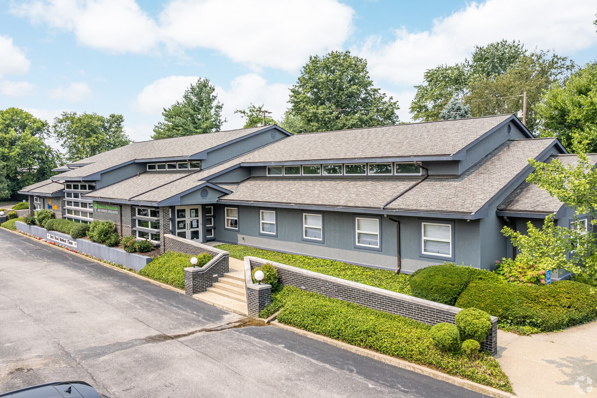177 Burt Rd, Lexington, KY à louer Photo principale– Image 1 sur 6