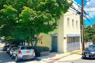 Plus de détails pour 5731 Mosholu Ave, Bronx, NY - Local commercial à vendre